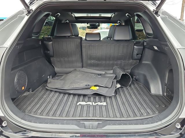 Used 2021 Toyota RAV4 XSE image 17