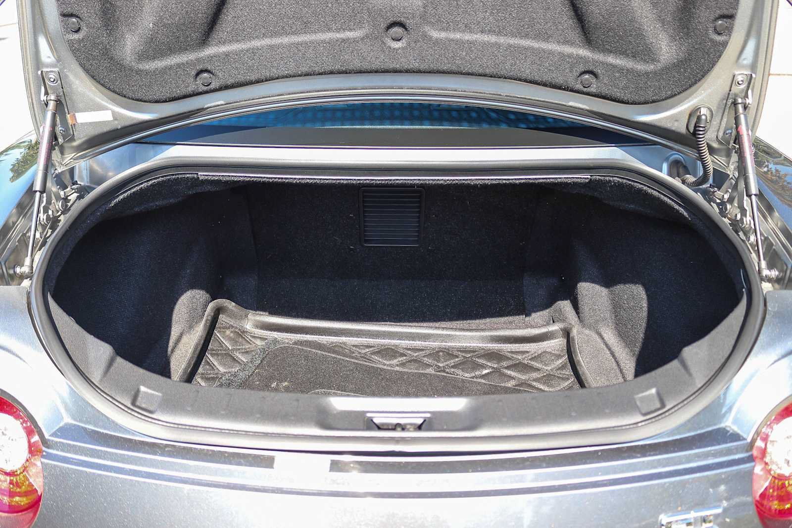 Used 2009 Nissan GT-R Premium AWD/4WD image 32