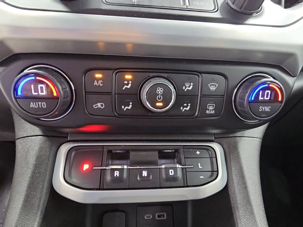 Used 2022 GMC Acadia SLE w/ Driver Convenience Package FWD image 19
