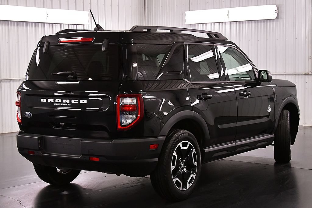 Used 2023 Ford Bronco Sport Outer Banks AWD/4WD image 7