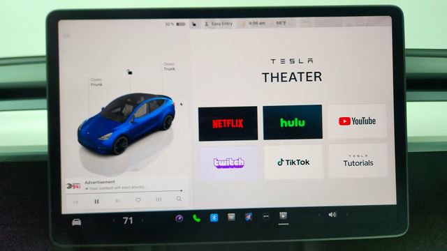 Used 2024 Tesla Model Y Performance AWD/4WD image 48