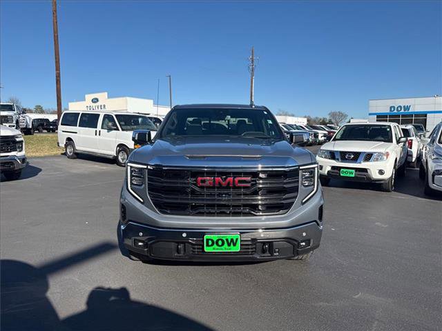 Used 2023 GMC Sierra 1500 SLT image 3