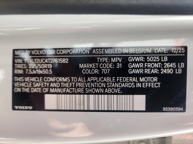 New 2026 Volvo XC40 B5 Plus w/ Protection Package Premier AWD/4WD image 25