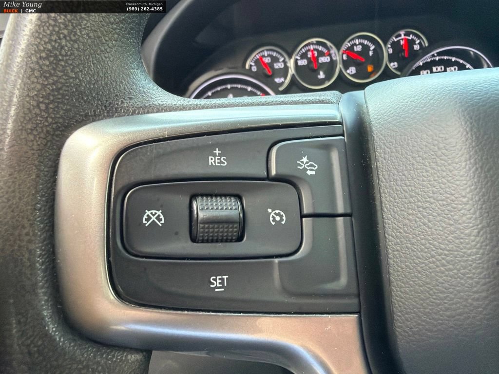 Used 2022 Chevrolet Silverado 2500 Custom w/ Custom Value Package AWD/4WD image 14