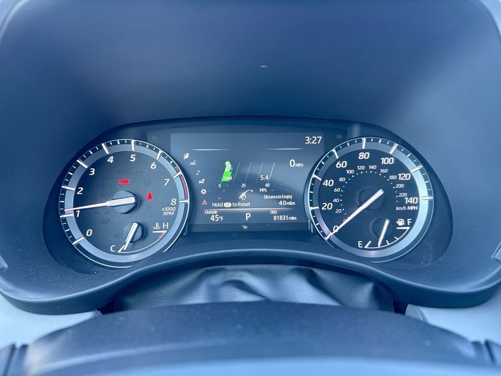 Used 2020 Toyota Highlander XLE image 12