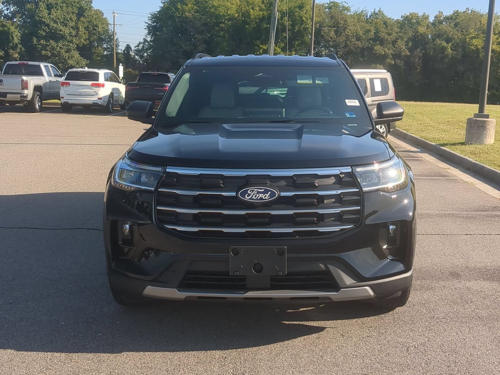 New 2027 Ford Explorer Active AWD/4WD image 8