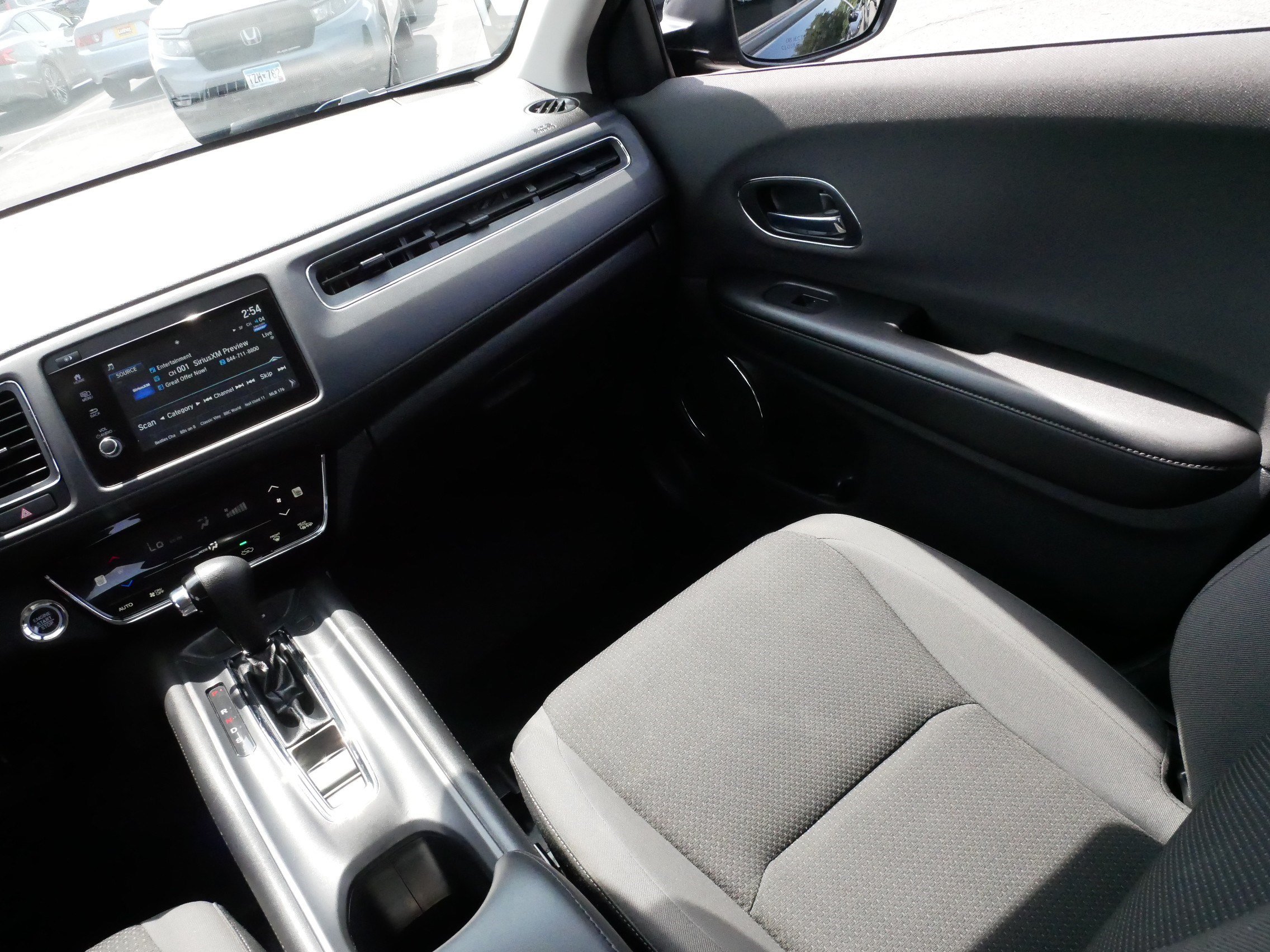 Used 2021 Honda HR-V EX image 11