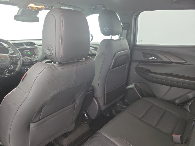 Used 2023 Chevrolet TrailBlazer RS FWD image 13