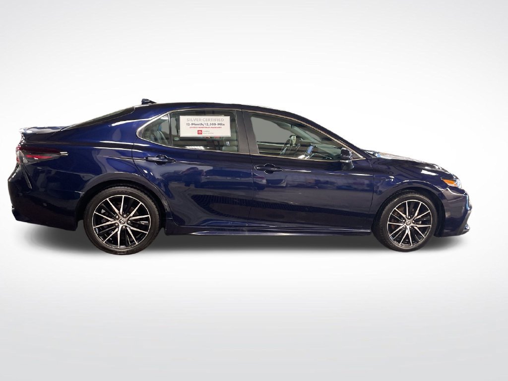 Used 2021 Toyota Camry SE w/ Cold Weather Package AWD/4WD image 6