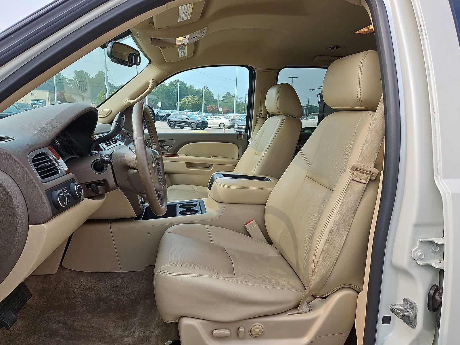 Used 2014 GMC Yukon SLT w/ Texas Edition AWD/4WD image 24
