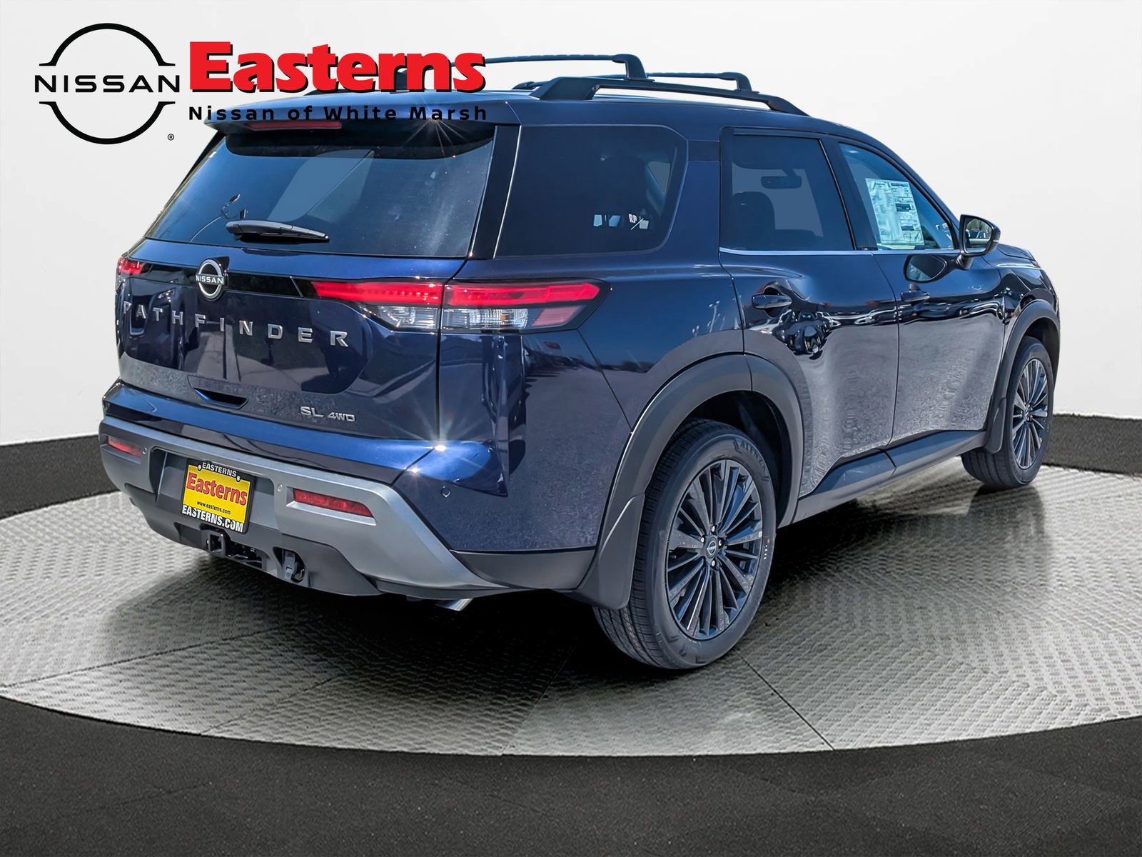 New 2026 Nissan Pathfinder SL image 7