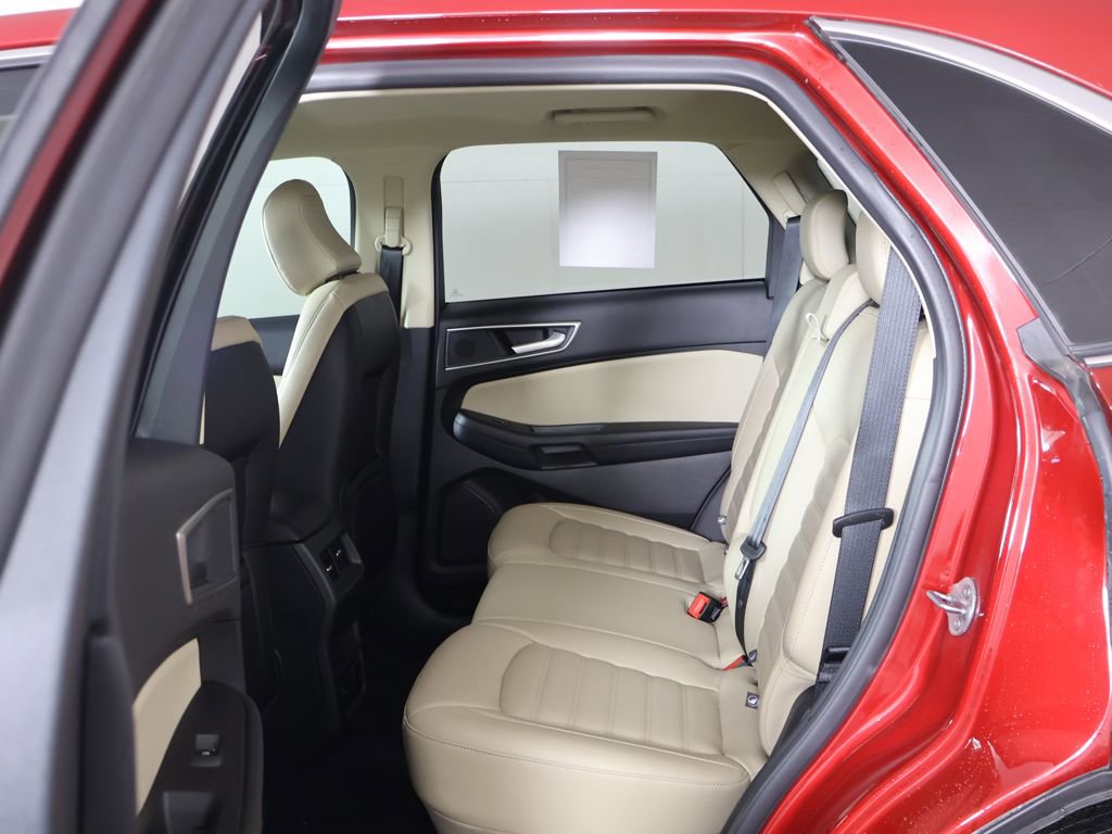 Used 2024 Ford Edge SEL w/ Convenience Package image 30