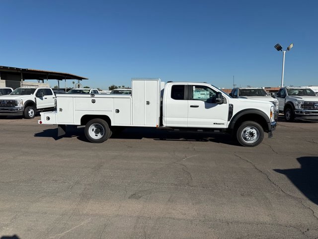 New 2026 Ford F550 4x4 SuperCab Super Duty image 2