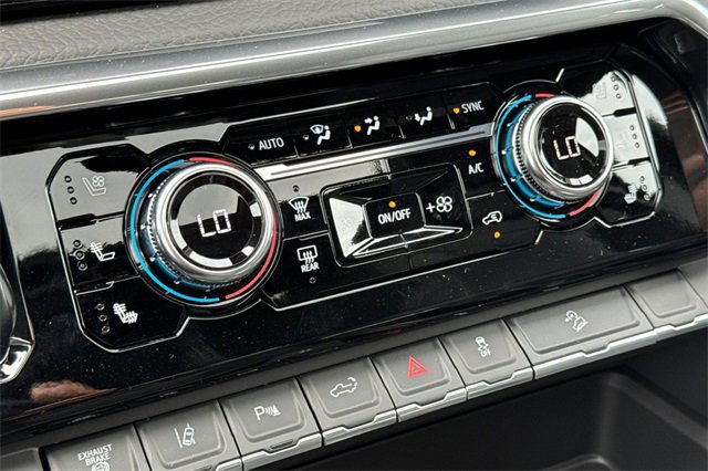 New 2026 GMC Sierra 2500 Denali w/ Denali Reserve Package image 24