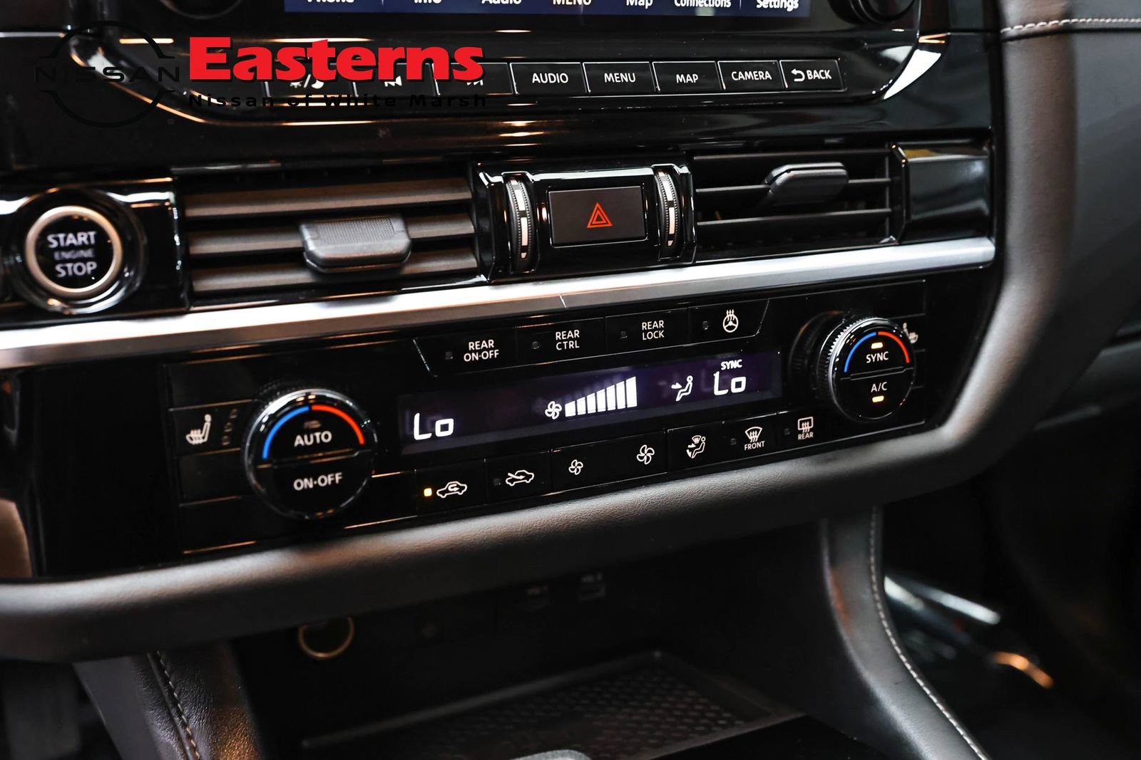 Used 2023 Nissan Pathfinder SL w/ Lighting Package (N92) AWD/4WD image 19