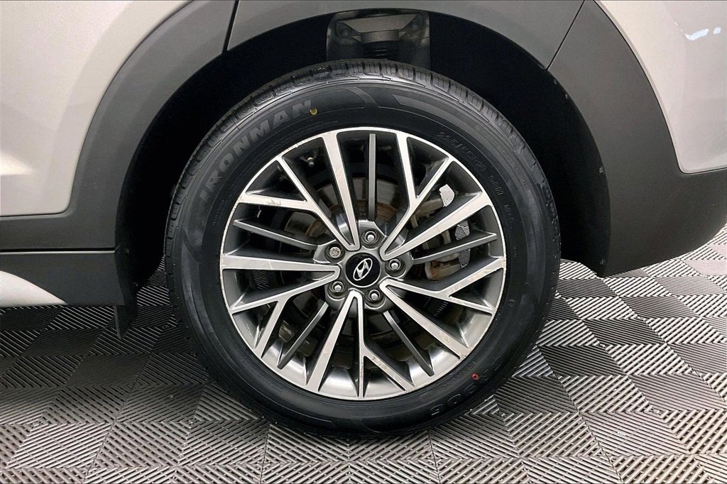 Used 2021 Hyundai Tucson Limited w/ Cargo Package image 8