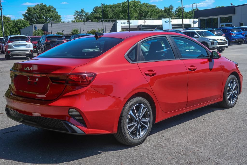 Used 2023 Kia Forte LXS FWD image 9