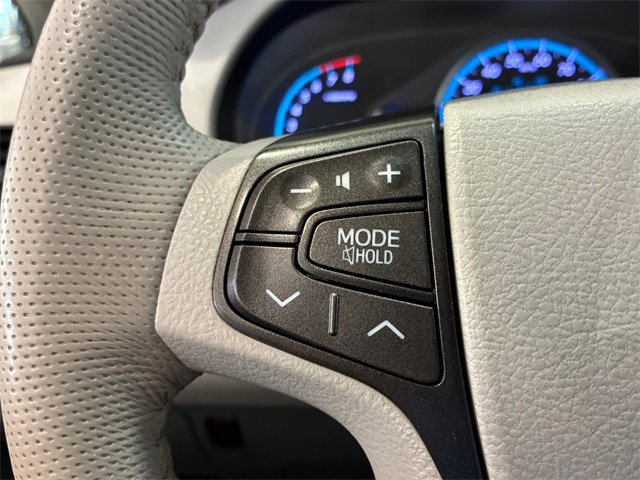 Used 2014 Toyota Sienna XLE image 15