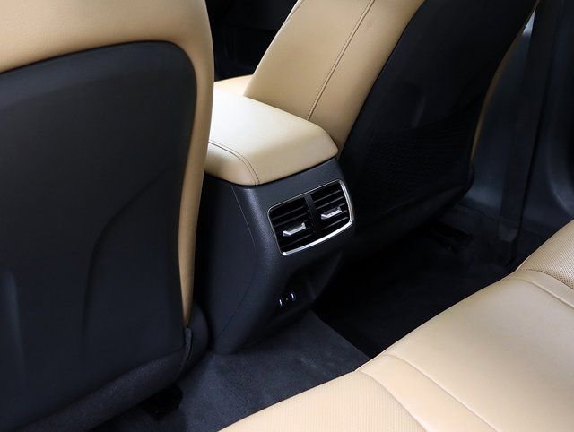 Used 2024 Hyundai Sonata Limited image 13