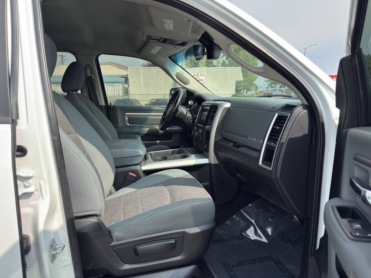 Used 2017 RAM 3500 Lone Star AWD/4WD image 11