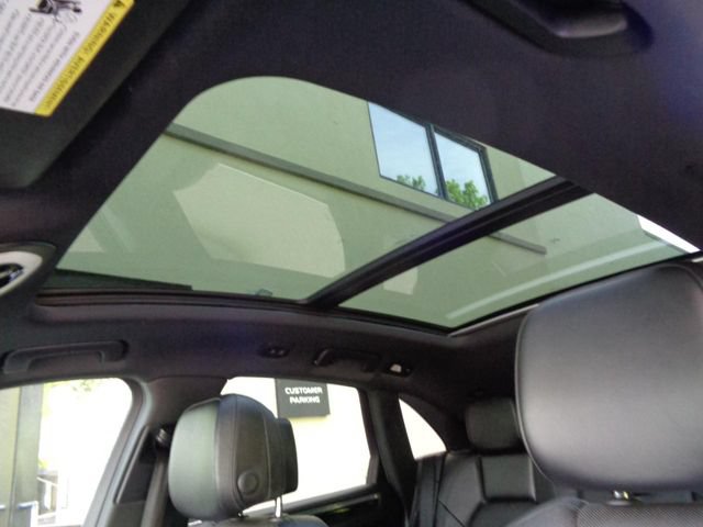 Used 2015 Porsche Macan S w/ Premium Package Plus AWD/4WD image 15