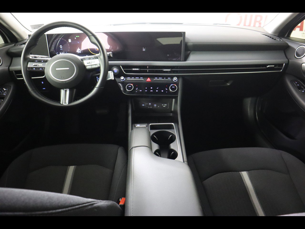 Used 2024 Hyundai Sonata SEL w/ Convenience Package image 16