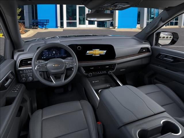 New 2026 Chevrolet Suburban LT w/ Comfort Package AWD/4WD image 15