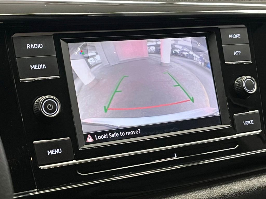 Certified 2022 Volkswagen Taos S image 27