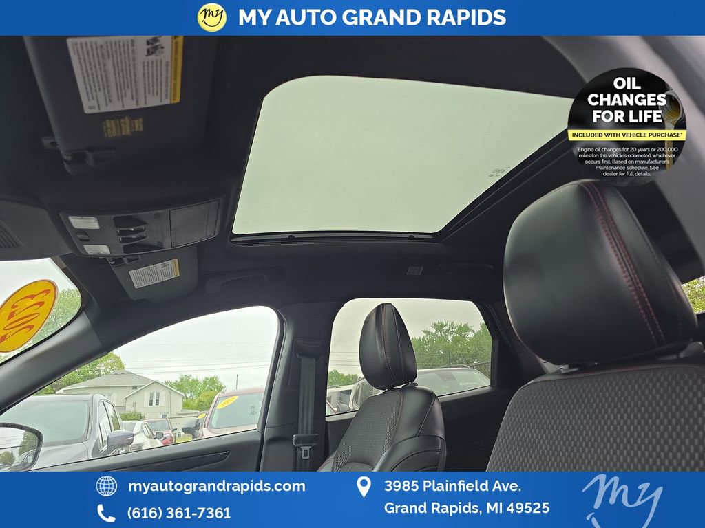 Used 2023 Ford Escape ST-Line w/ Tech Pack #1 AWD/4WD image 21