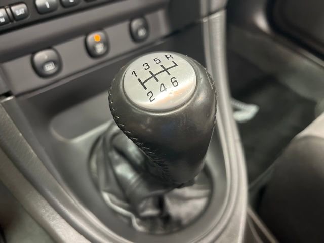 Used 2004 Ford Mustang Cobra RWD image 21