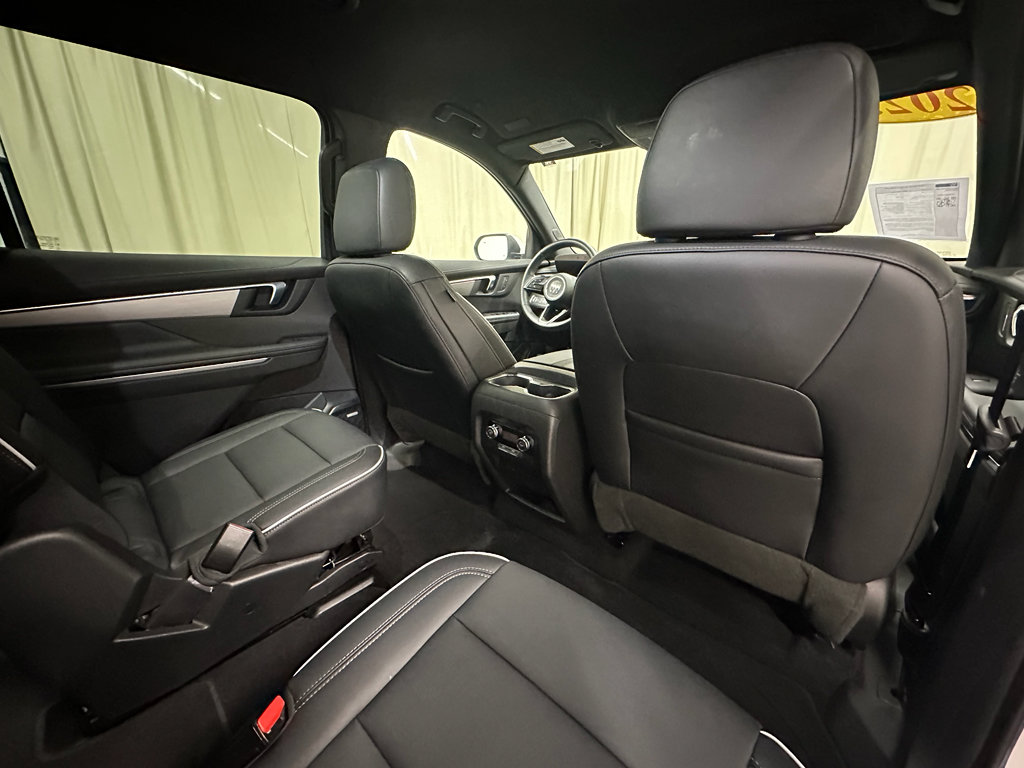 Certified 2025 Buick Enclave Preferred image 19