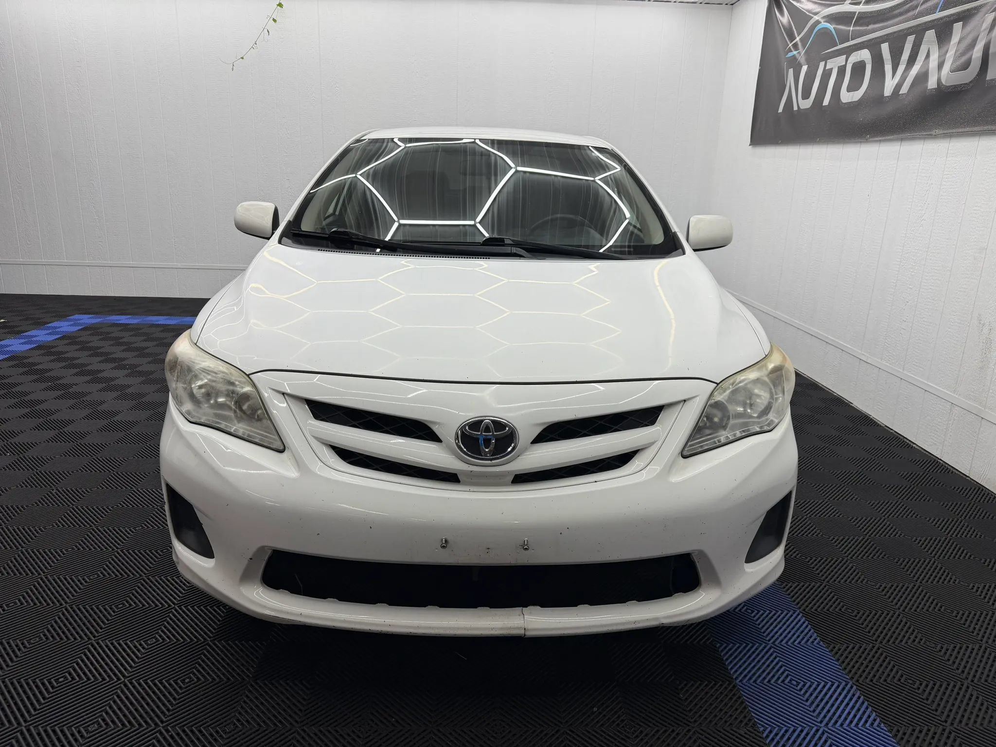 Used 2011 Toyota Corolla LE FWD image 4