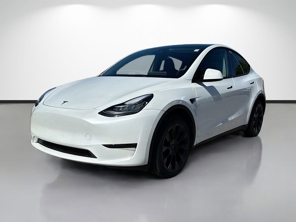 Used 2023 Tesla Model Y Long Range image 7