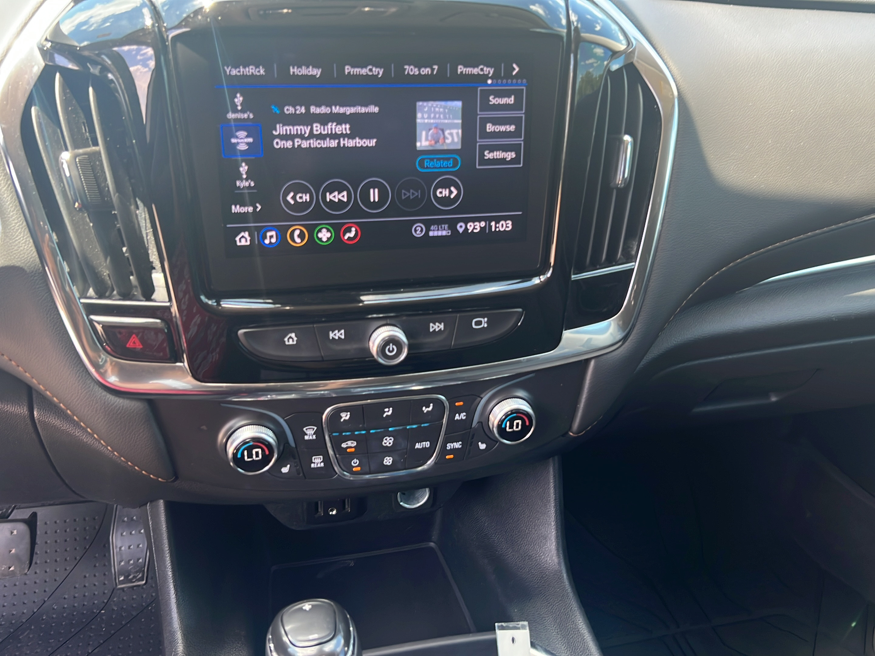 Used 2020 Chevrolet Traverse LT FWD image 15
