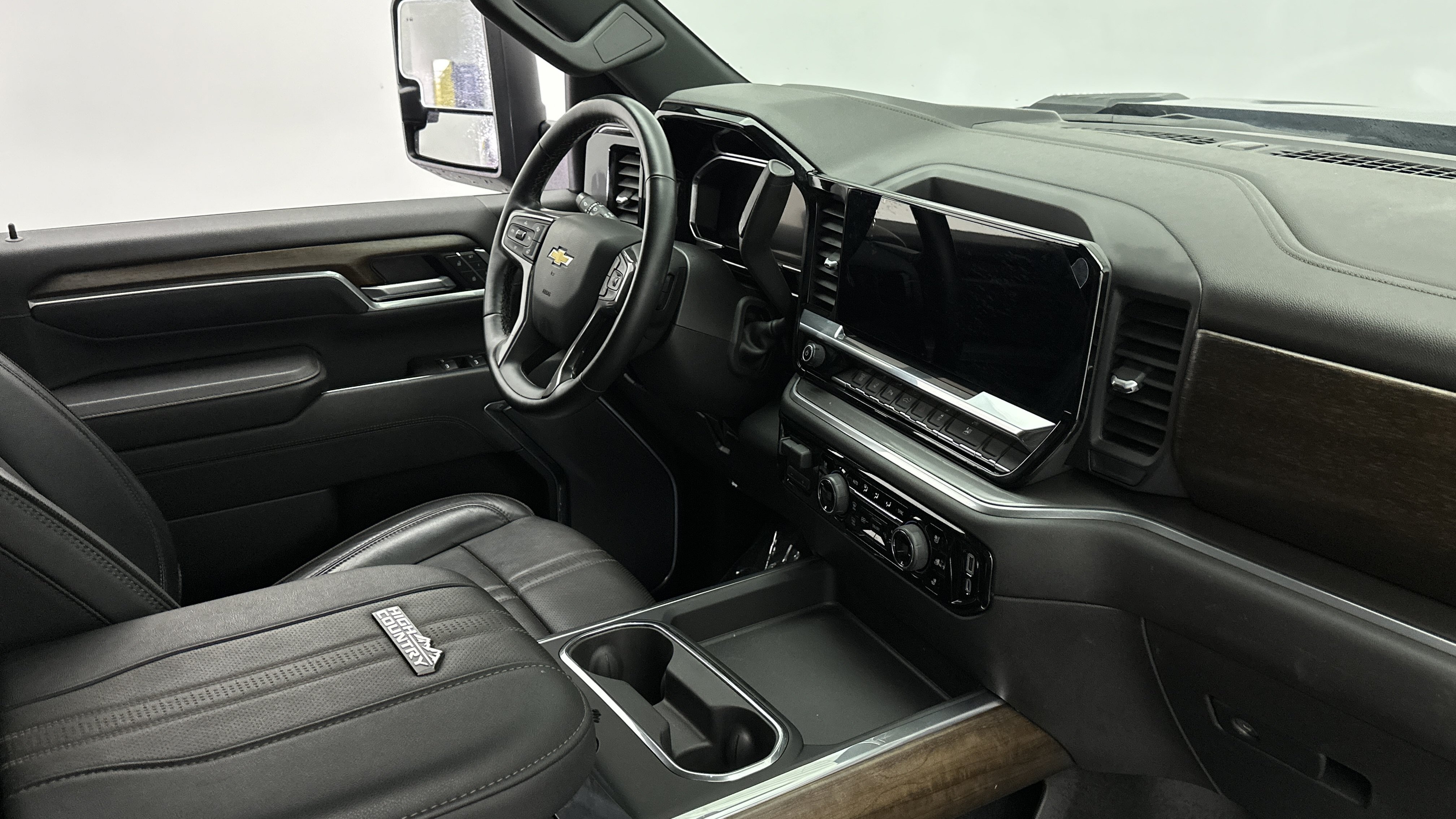 Used 2026 Chevrolet Silverado 3500 High Country AWD/4WD image 35