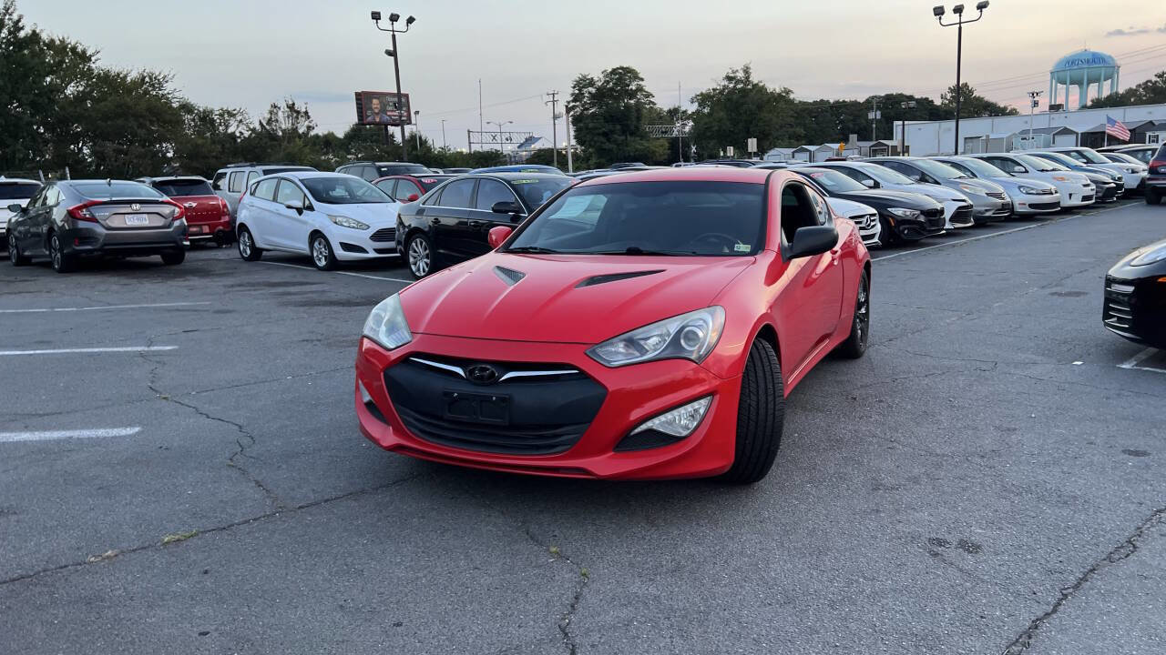 Used 2014 Hyundai Genesis 2.0T image 13