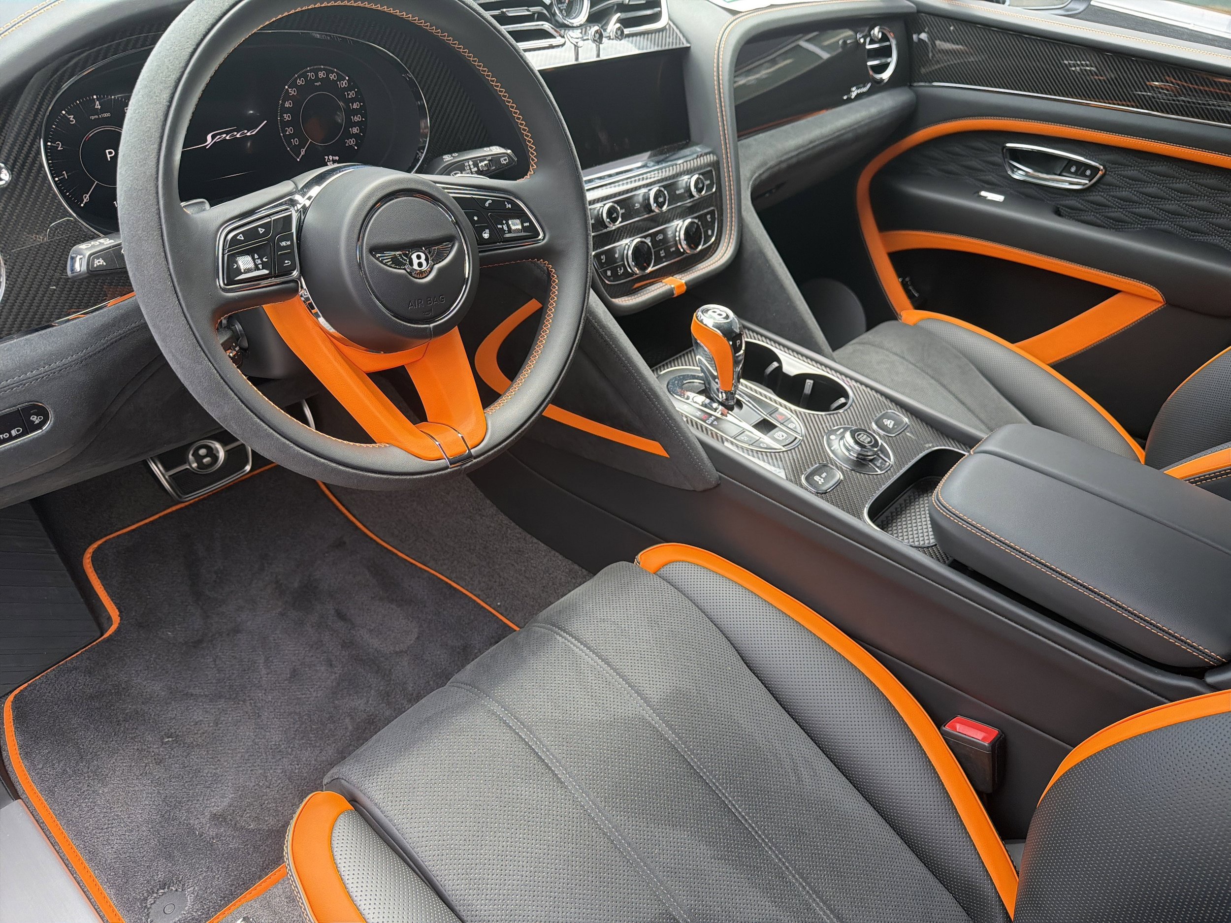New 2026 Bentley Bentayga Speed AWD/4WD image 14