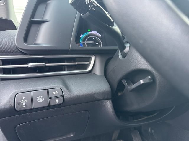 Used 2021 Hyundai Elantra Blue image 27