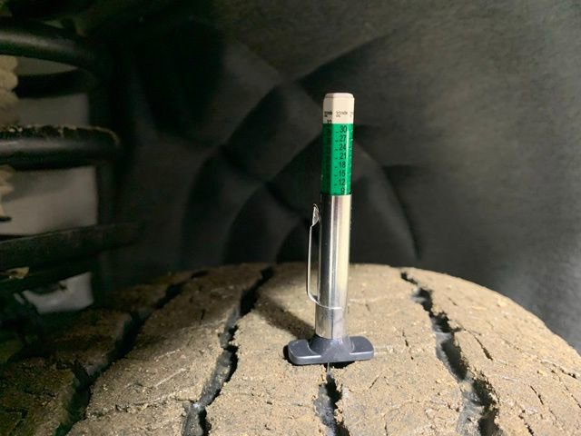 Used 2025 GMC Acadia AT4 image 35