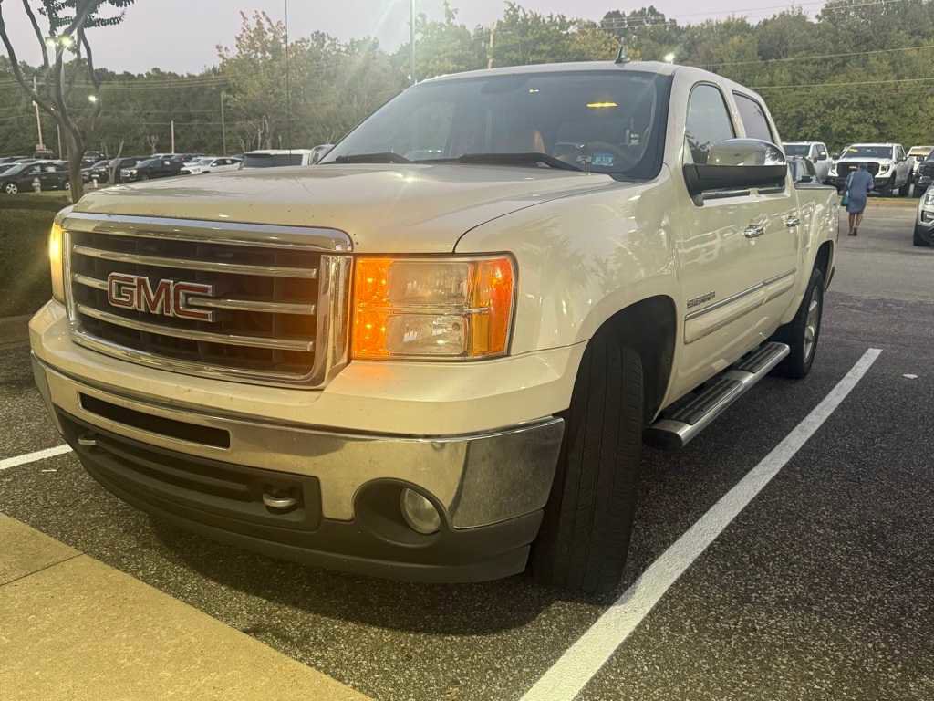 Used 2013 GMC Sierra 1500 SLT w/ SLT White Diamond Edition