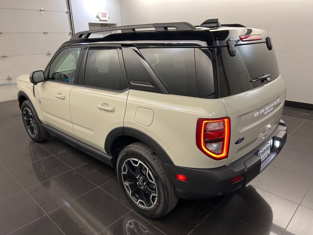 New 2025 Ford Bronco Sport Outer Banks w/ Outer Banks Tech Package+ image 4