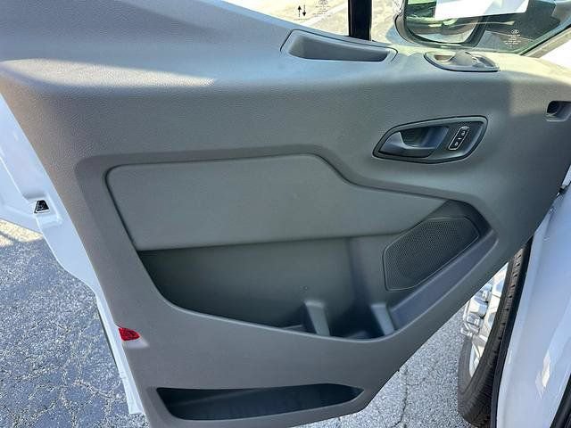 New 2026 Ford Transit 250 148 Medium Roof Extended AWD w/ Upfitter Package image 13
