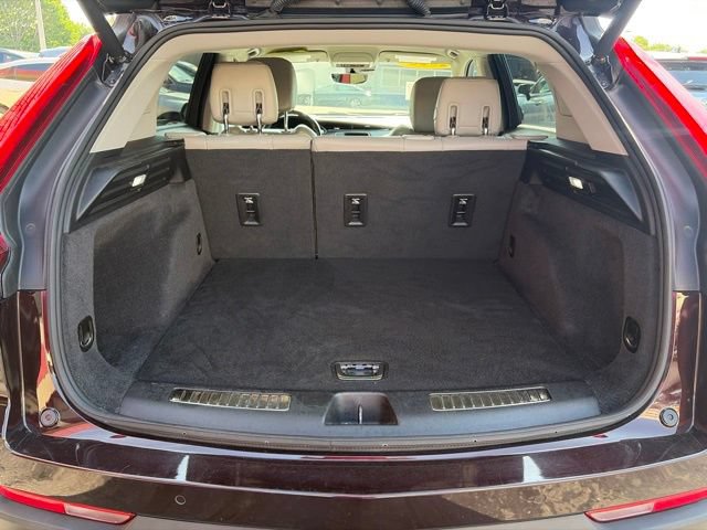 Used 2020 Cadillac XT4 Premium Luxury AWD/4WD image 17