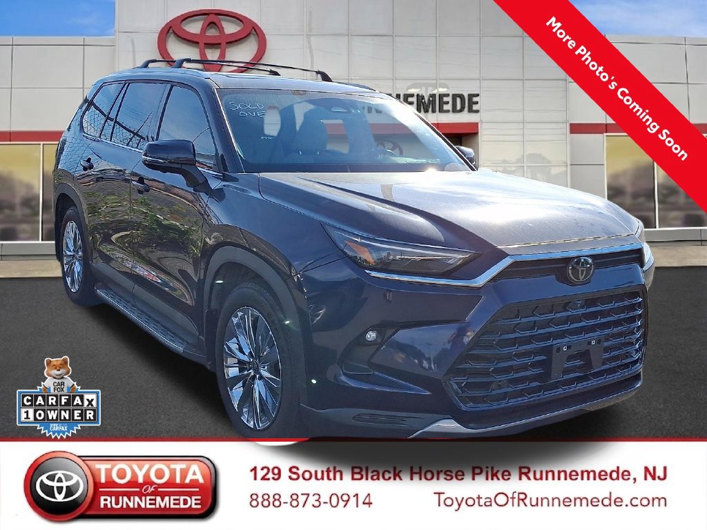 Used 2025 Toyota Grand Highlander AWD image 1