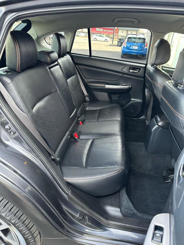 Used 2016 Subaru Crosstrek 2.0i Limited w/ Popular Package #2 image 14