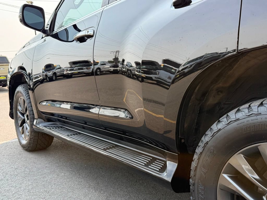 Used 2020 Lexus GX 460 Premium w/ Premium Package AWD/4WD image 38