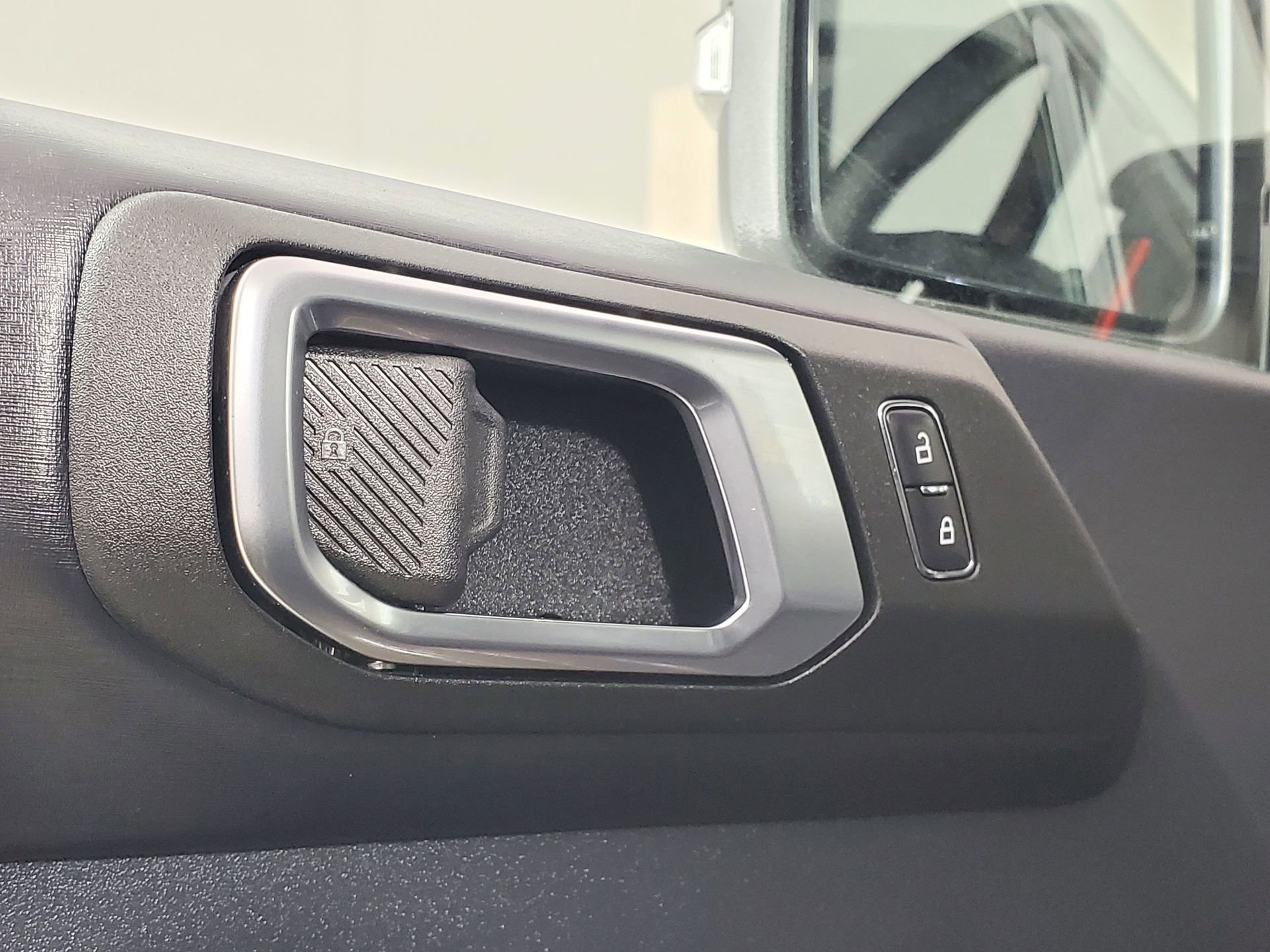 Used 2024 Ford Bronco Raptor image 19