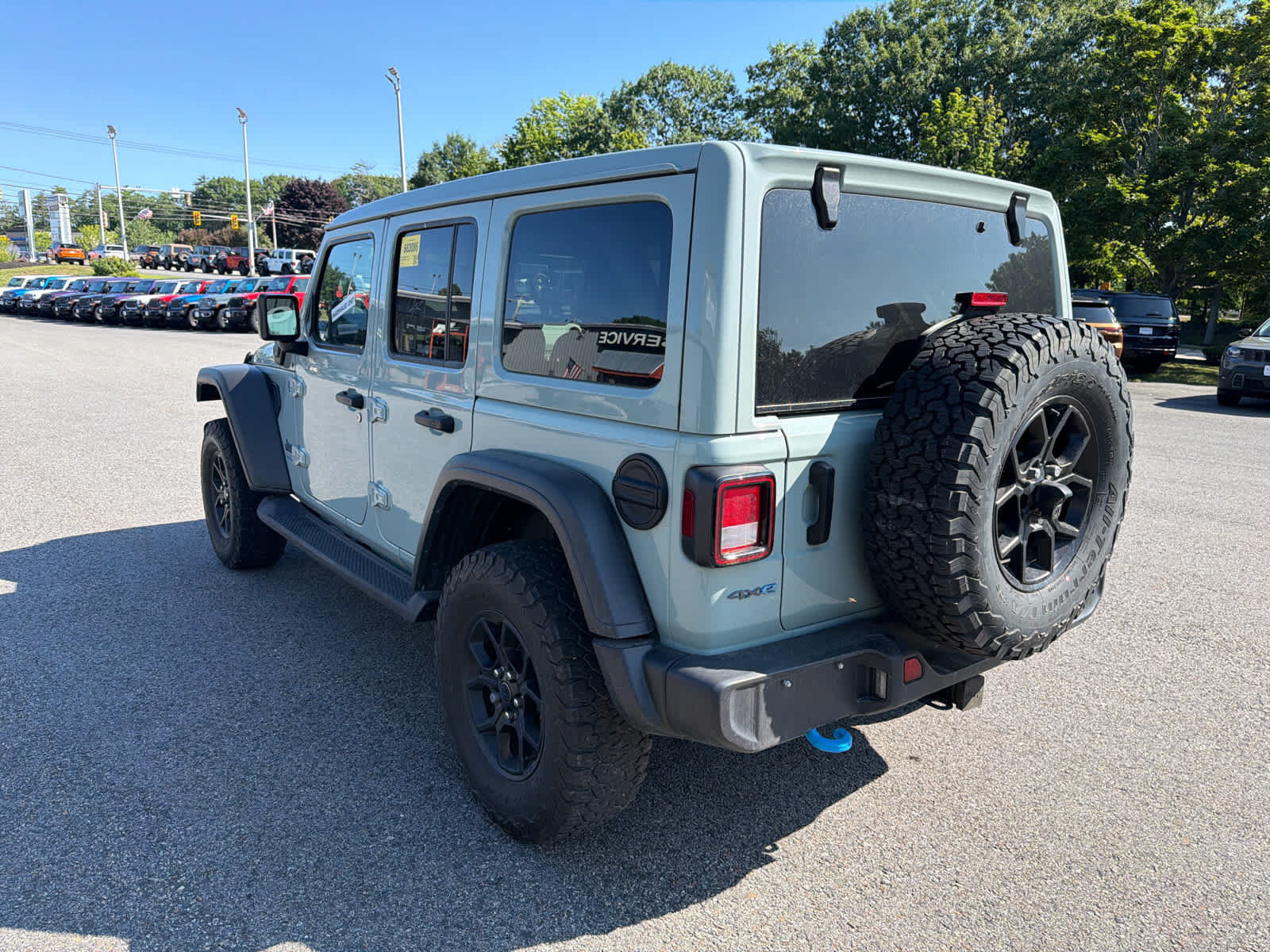 Used 2024 Jeep Wrangler Unlimited AWD/4WD image 6