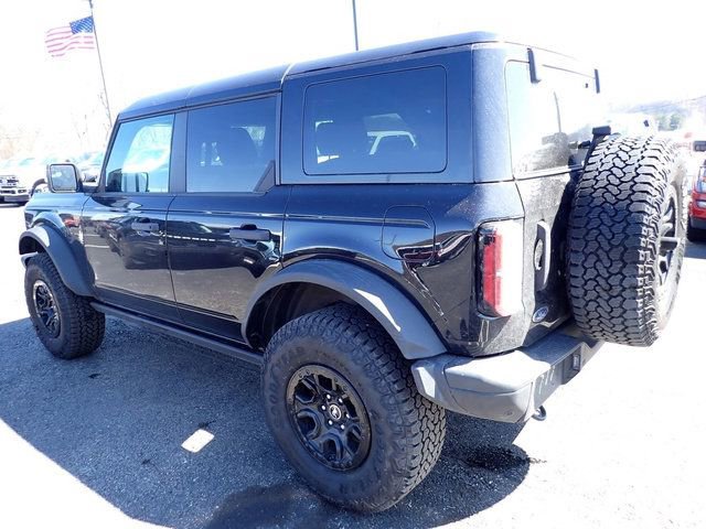 Used 2025 Ford Bronco Badlands image 3