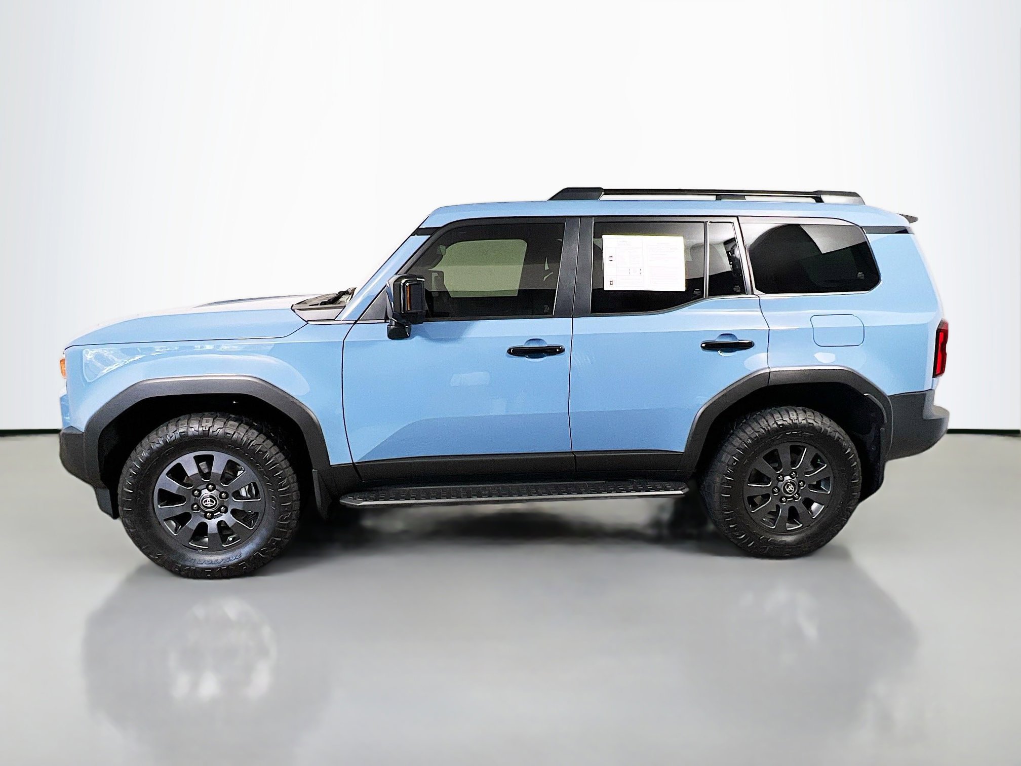 Used 2025 Toyota Land Cruiser Base image 9